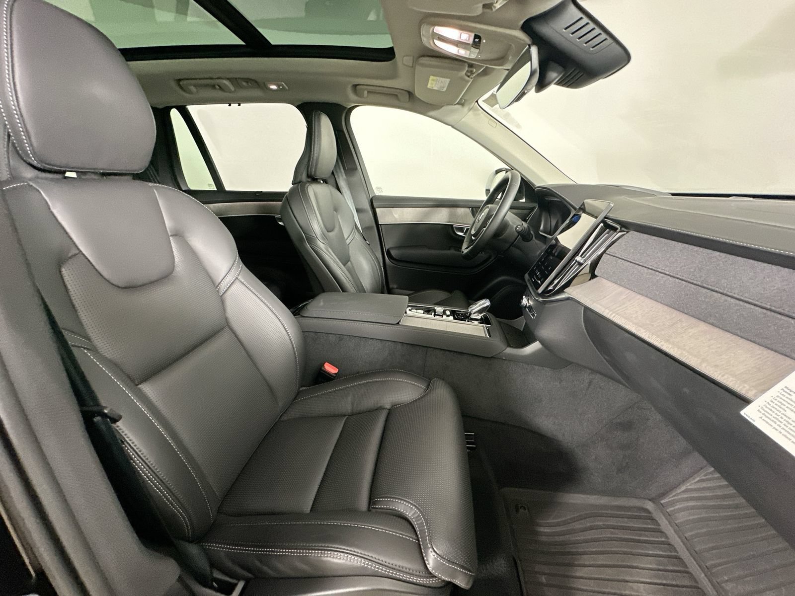 Used 2026 Volvo XC90 B6 Ultra AWD/4WD image 43