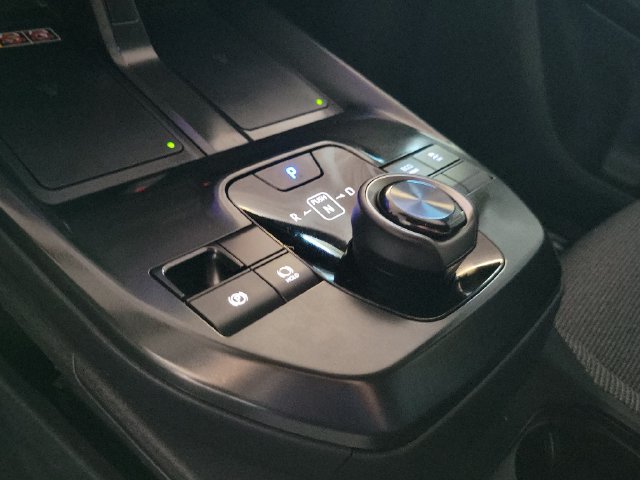 Used 2026 Toyota bZ FWD image 19