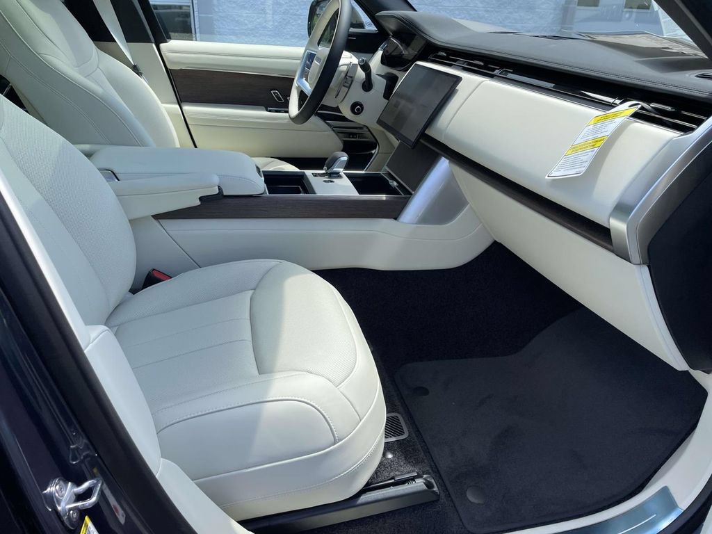 New 2026 Land Rover Range Rover SE AWD/4WD image 21