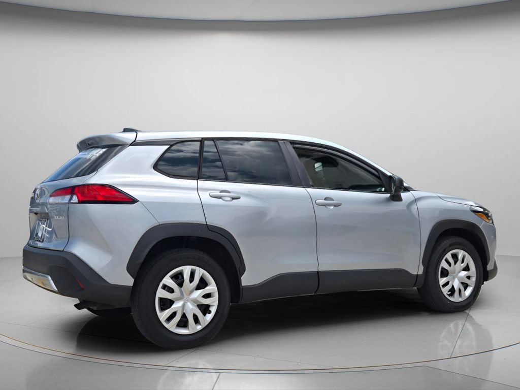 Used 2023 Toyota Corolla Cross L FWD image 7