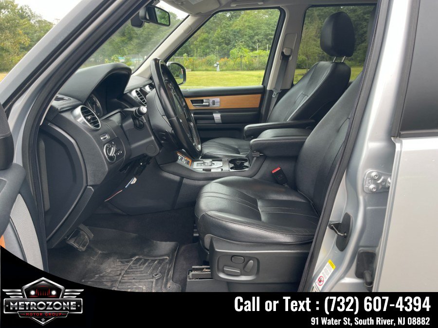 Used 2014 Land Rover LR4 AWD/4WD image 16