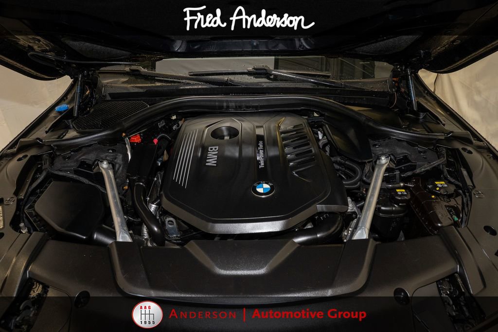 Used 2019 BMW 740i w/ M Sport Package RWD image 21