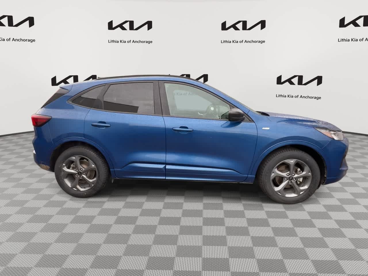 Used 2023 Ford Escape ST-Line AWD/4WD image 9