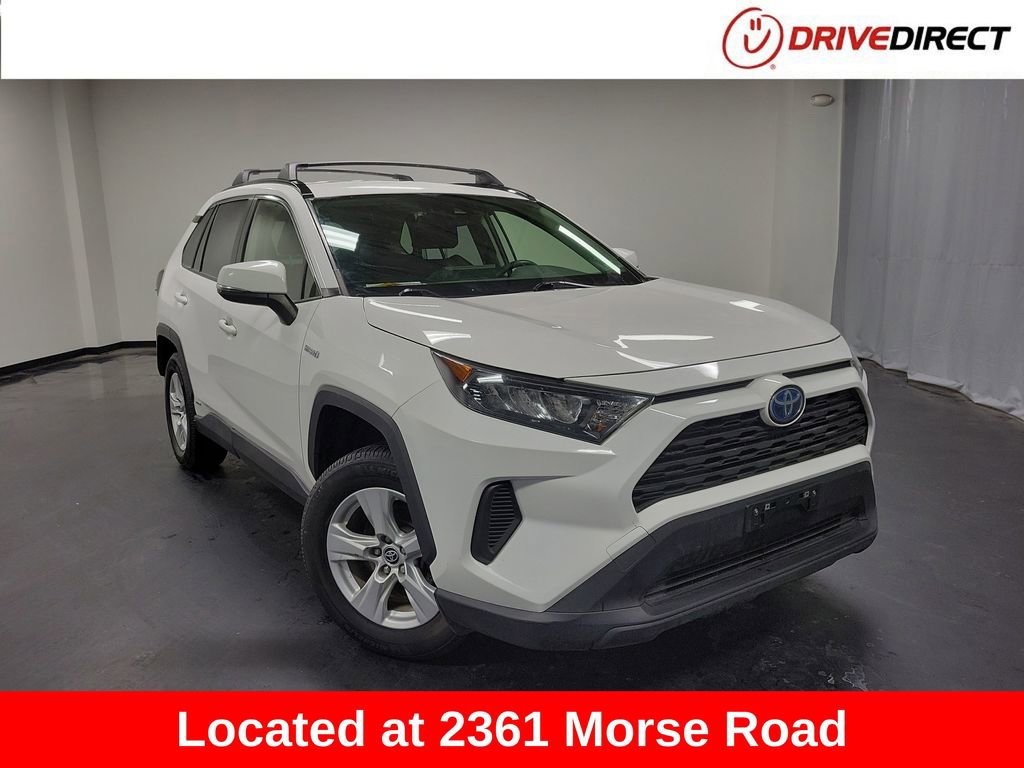 Used 2020 Toyota RAV4 LE video 1