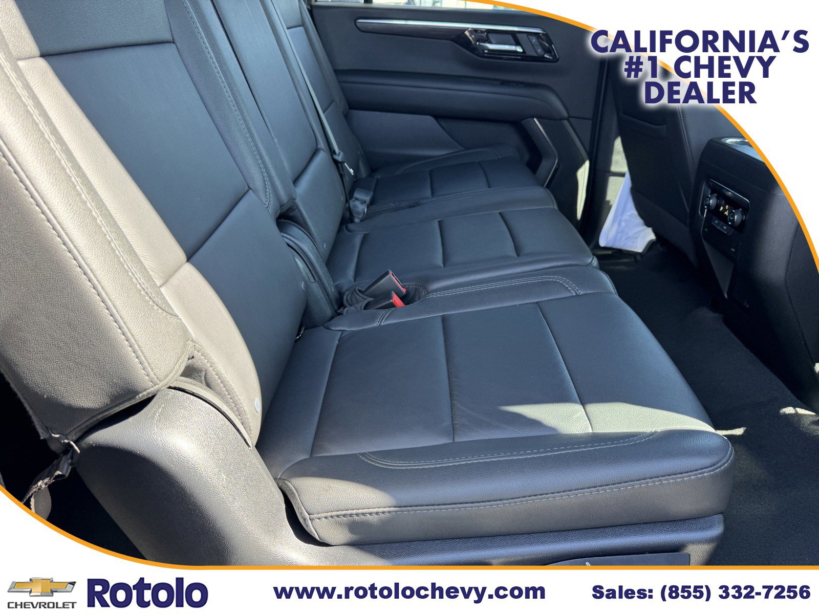 Used 2025 Chevrolet Suburban Z71 image 10