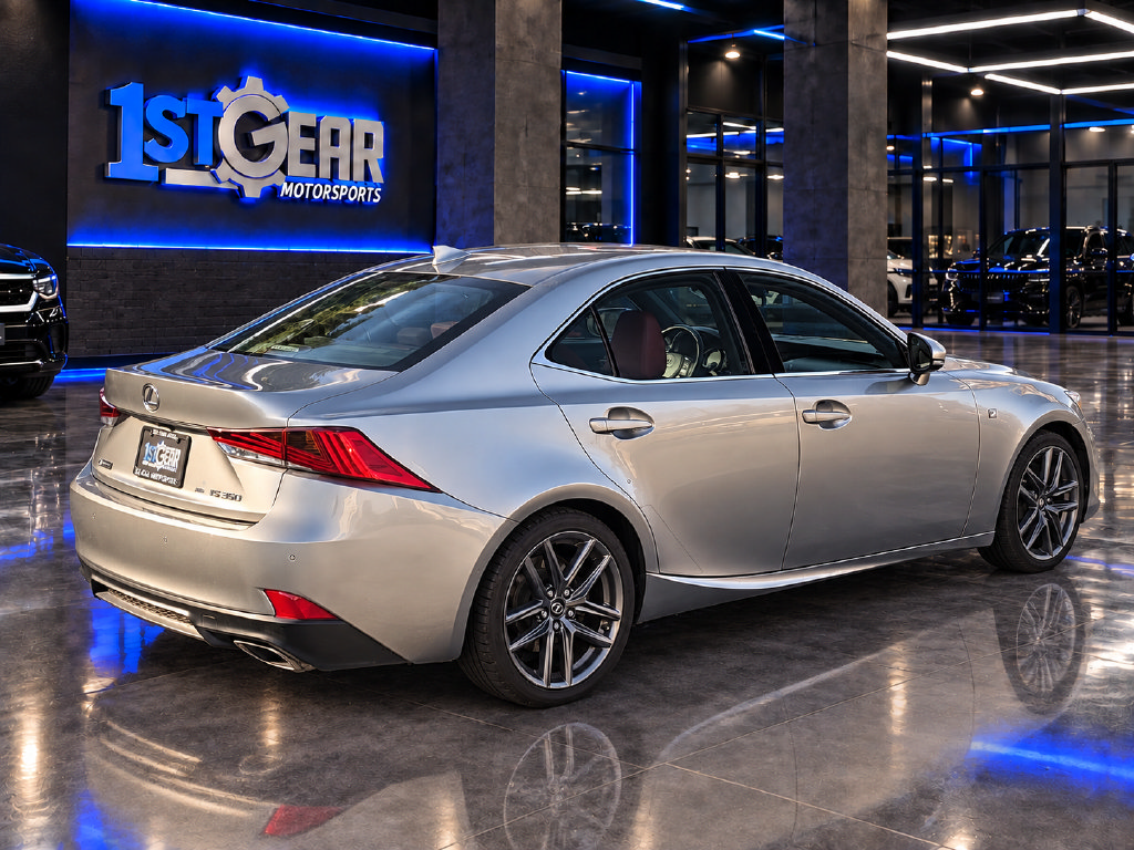 Used 2018 Lexus IS 300 AWD image 6