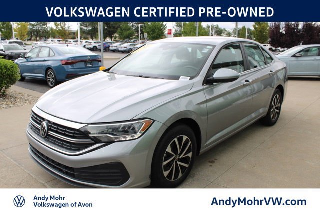 Used 2024 Volkswagen Jetta S FWD image 3
