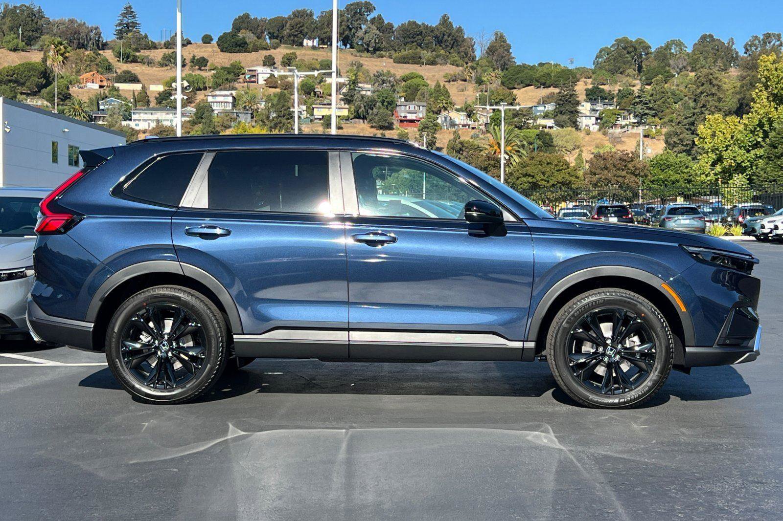 New 2026 Honda CR-V Sport Touring image 2