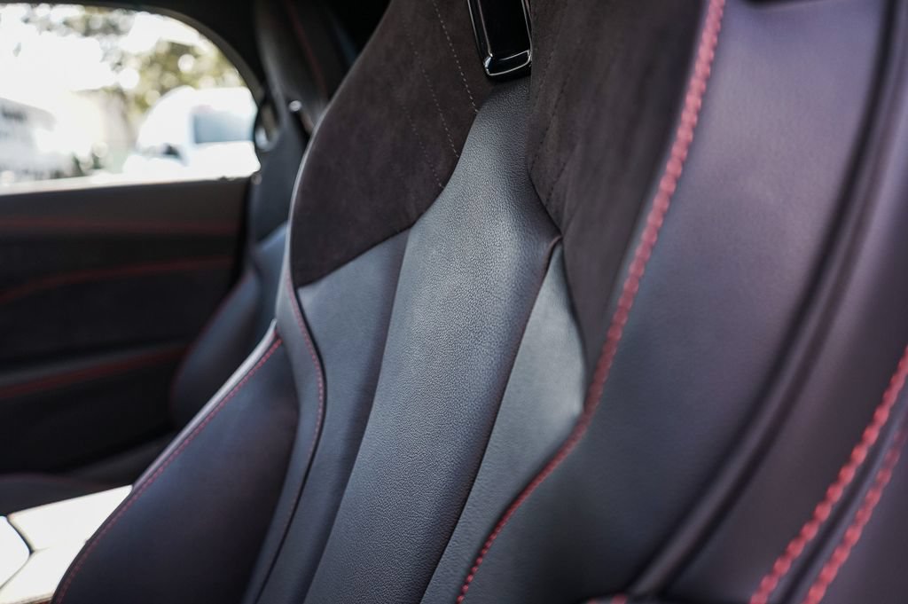 Used 2026 BMW Z4 M40i RWD image 27