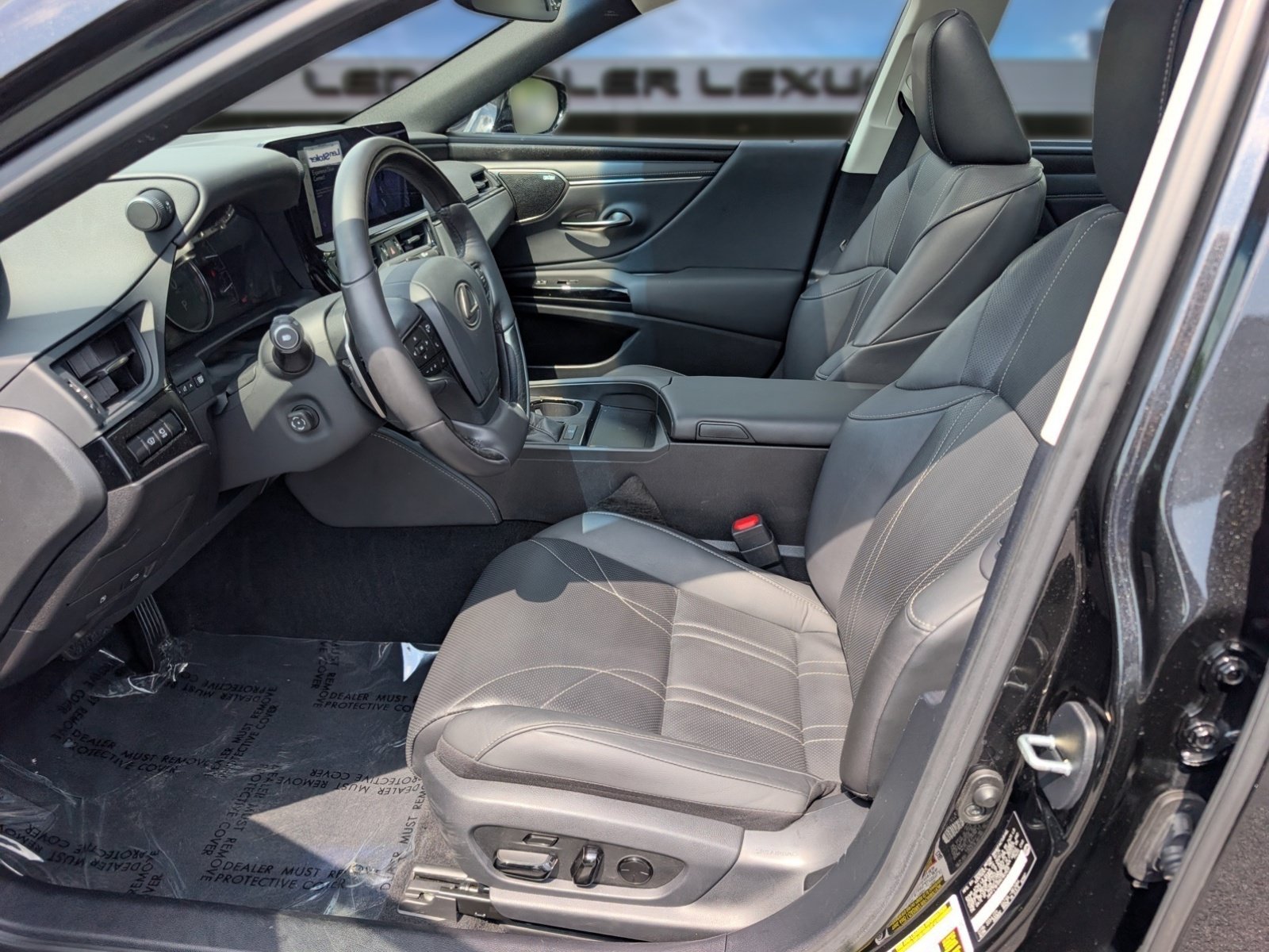 Certified 2024 Lexus ES 350 Ultra Luxury w/ Accessory Package (Z2) FWD image 16