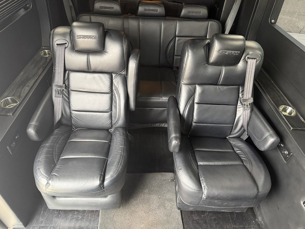 Used 2021 RAM ProMaster 2500 w/ Premium Appearance Group FWD image 31
