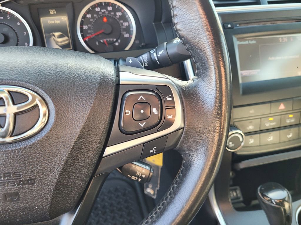 Used 2017 Toyota Camry SE image 23