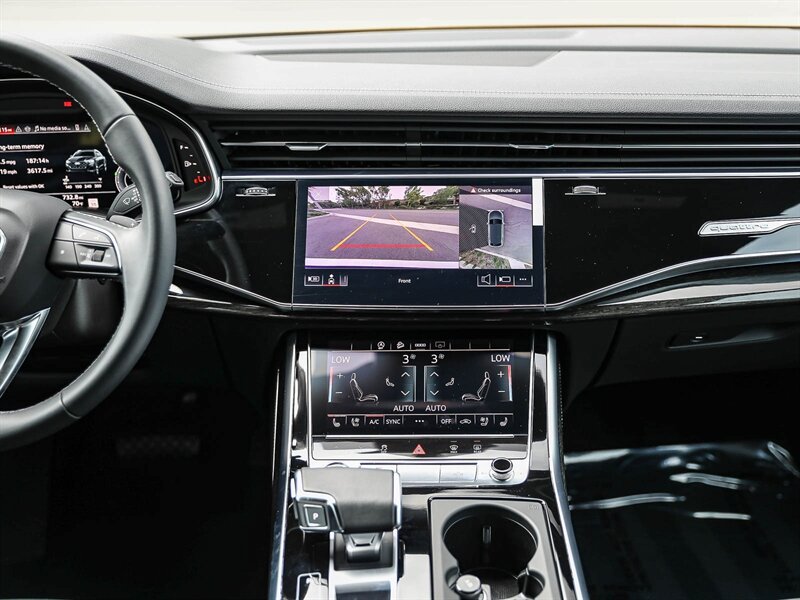 Used 2025 Audi Q8 Premium Plus AWD/4WD image 18