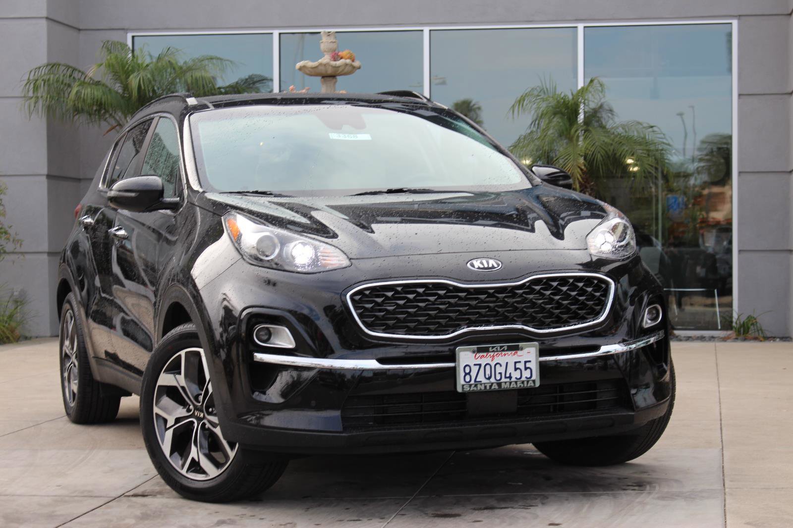 Certified 2022 Kia Sportage EX w/ EX Technology Package image 2