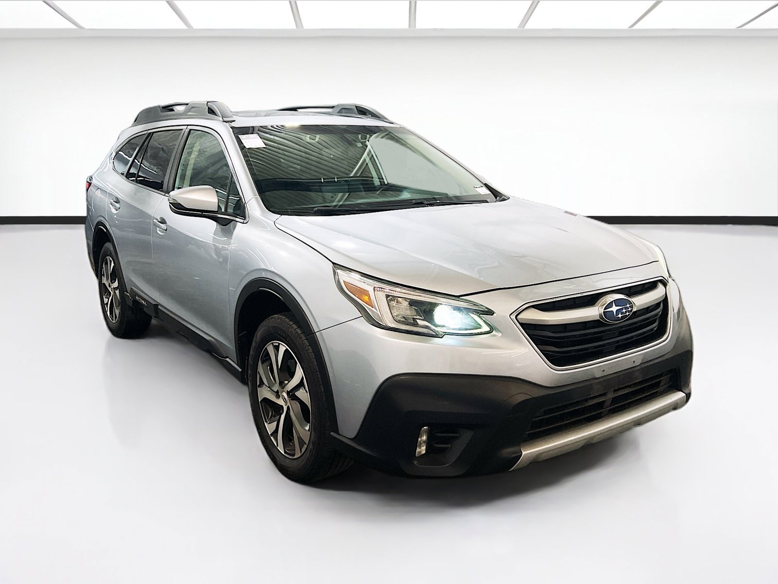 Used 2022 Subaru Outback Limited AWD/4WD image 3