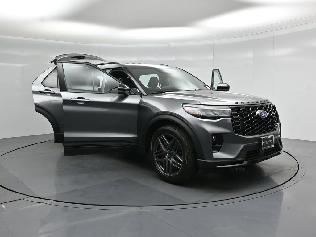 New 2026 Ford Explorer ST-Line w/ ST-Line Street Pack AWD/4WD image 34