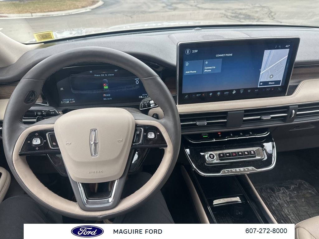 Used 2024 Lincoln Corsair Reserve w/ Equipment Group 201A image 17