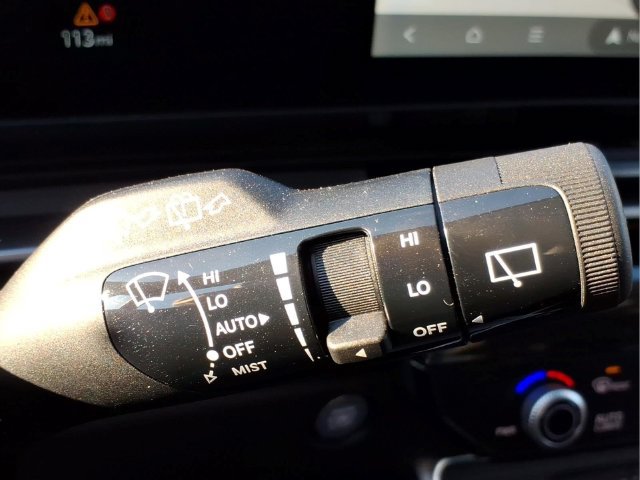 Used 2025 Kia Carnival SX Prestige FWD image 30