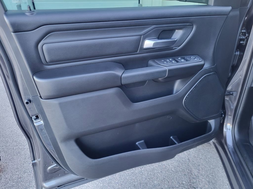 New 2026 RAM 1500 Classic Warlock image 16