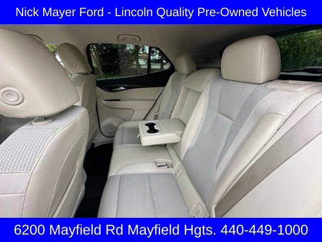Used 2023 Buick Envision Preferred image 22