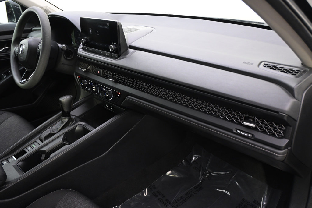 Used 2024 Honda Accord EX image 15
