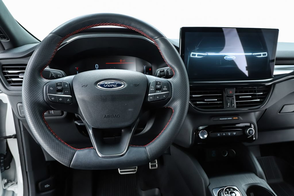 Used 2023 Ford Escape ST-Line w/ Tech Pack #1 FWD image 21