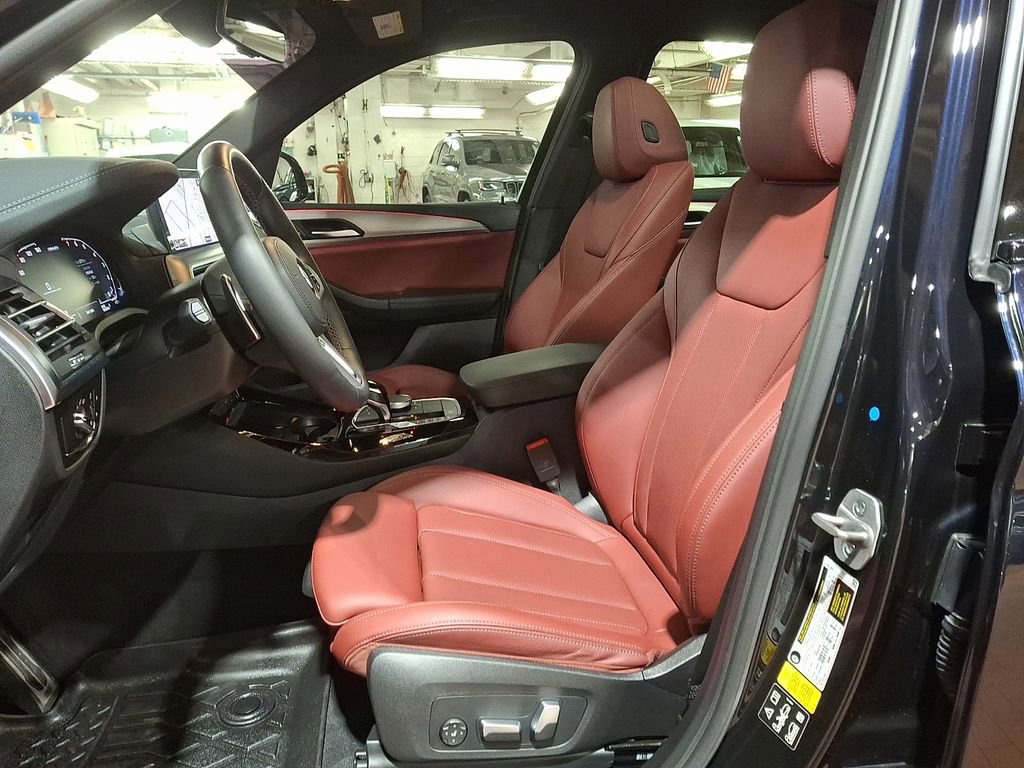 Certified 2024 BMW X3 M40i w/ Premium Package image 9