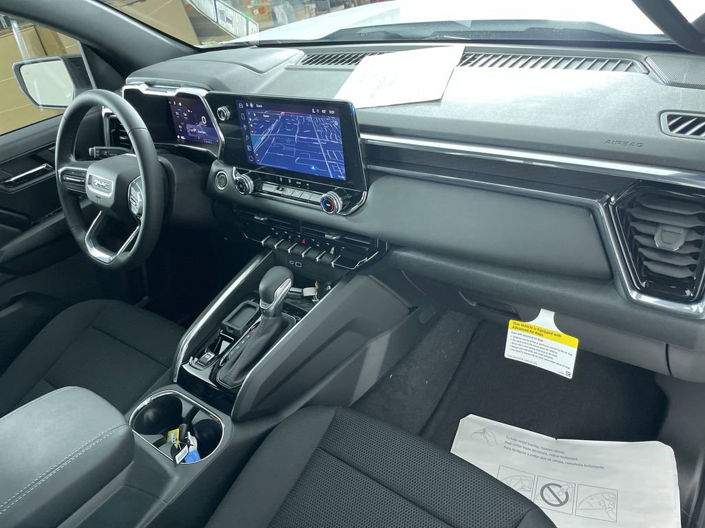 Used 2025 GMC Canyon Elevation image 29
