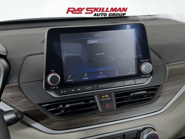 Used 2025 Nissan Altima 2.5 SV image 15