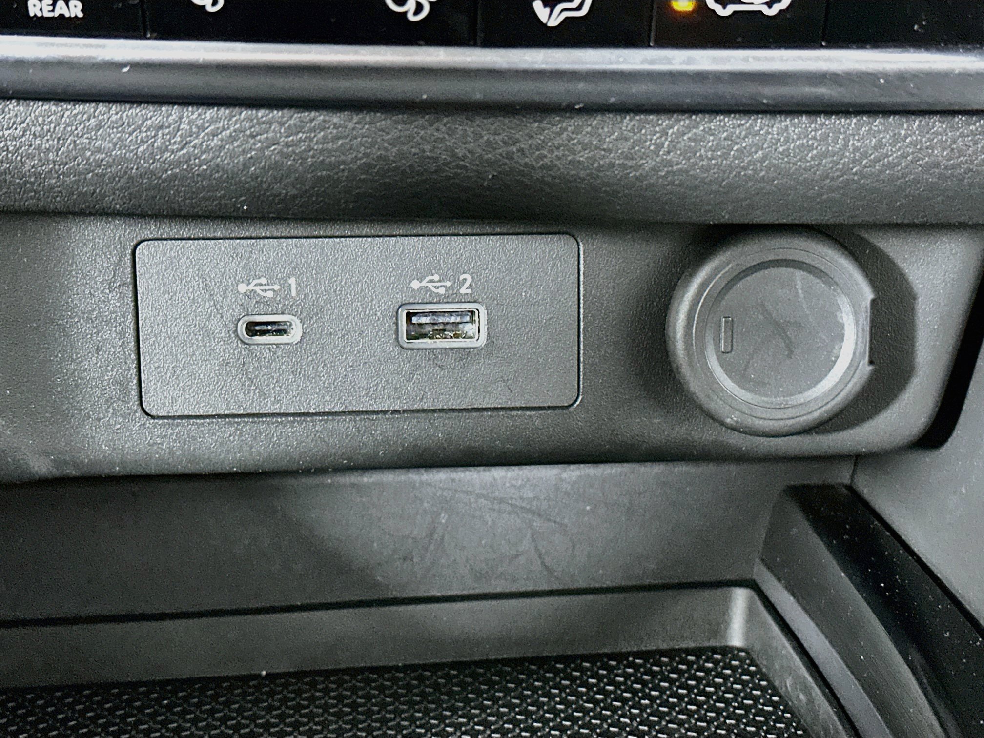 Used 2023 Nissan Rogue SV FWD image 26