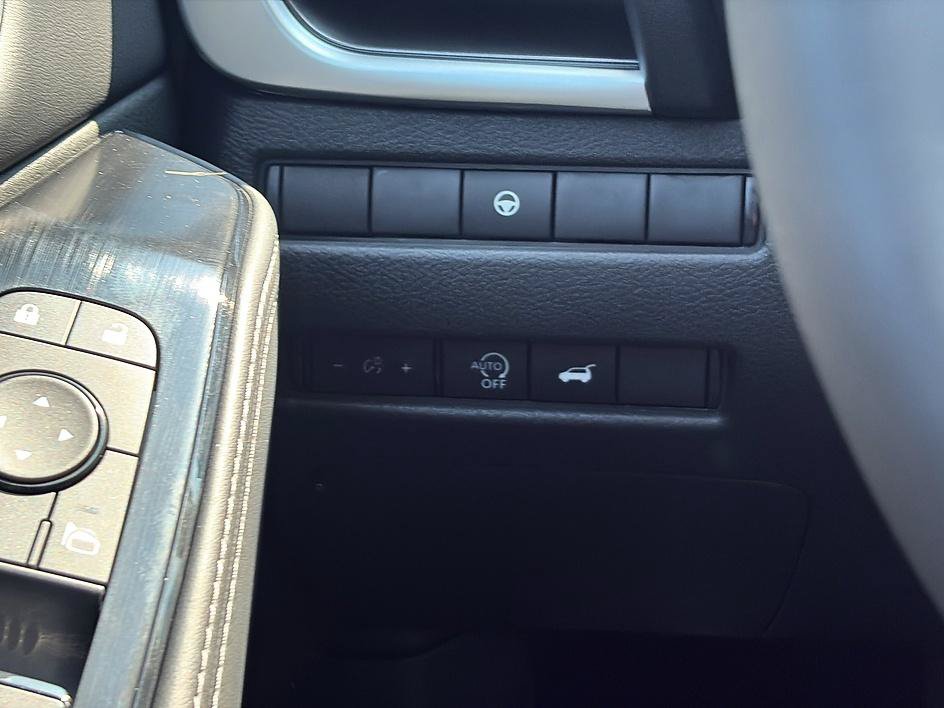 Certified 2026 Nissan Rogue Dark Armor AWD/4WD image 55