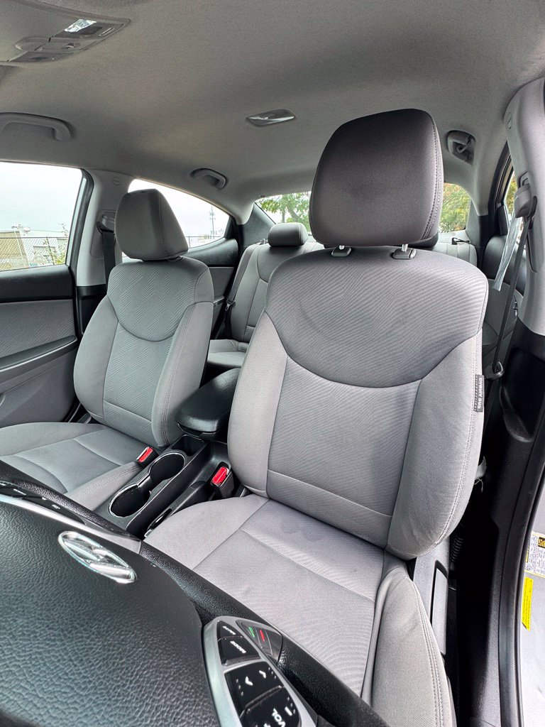 Used 2012 Hyundai Elantra GLS w/ Preferred Pkg 3 FWD image 30