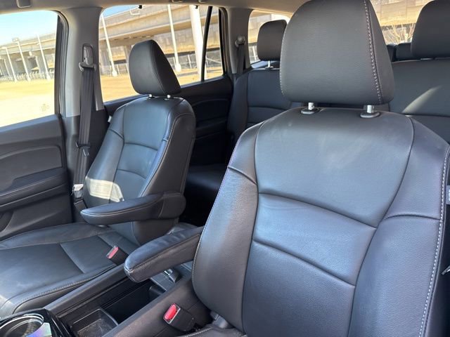 Used 2021 Honda Pilot Touring image 8