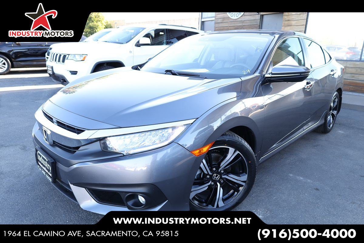 Used 2016 Honda Civic Touring image 1
