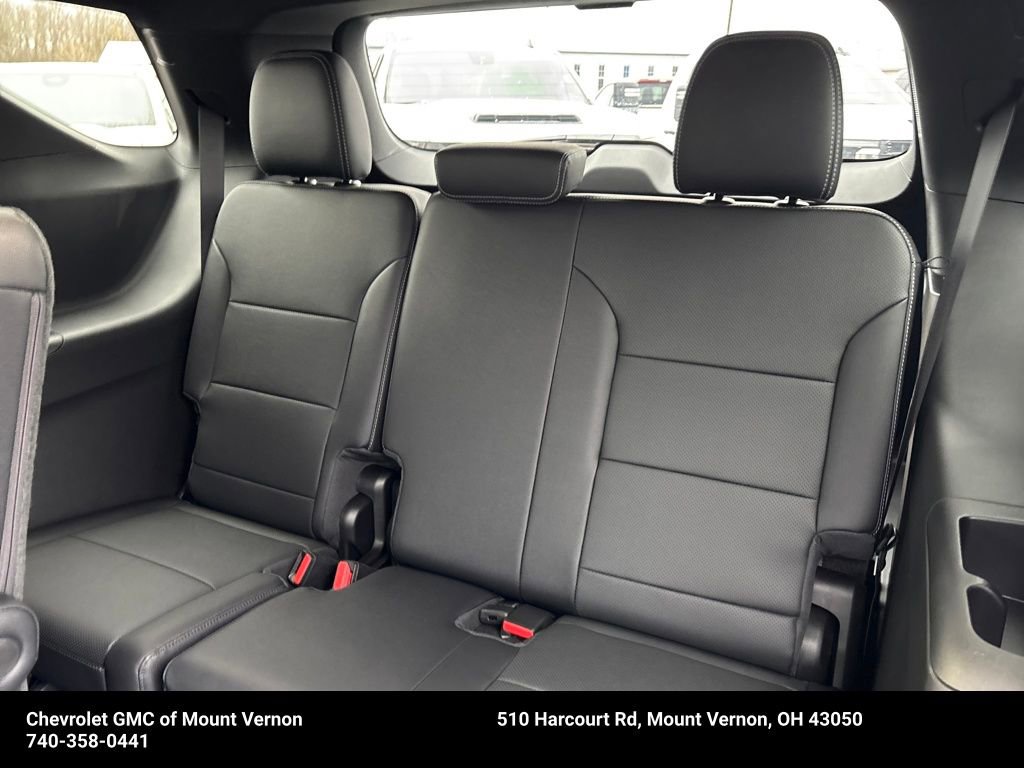 New 2026 Chevrolet Traverse LT w/ Driver Confidence Package AWD/4WD image 32