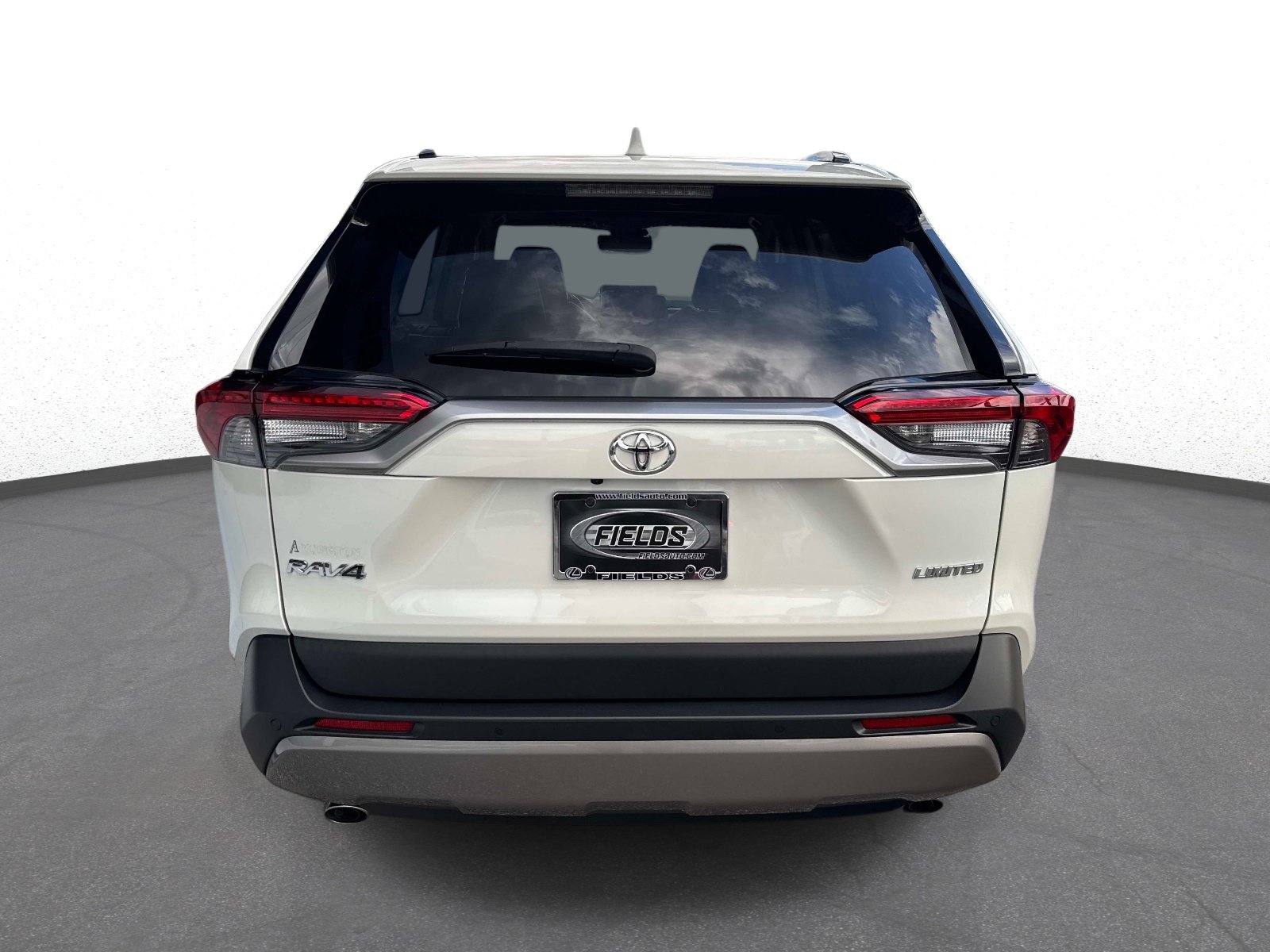 Used 2022 Toyota RAV4 Limited w/ Limited Grade Weather Package FWD image 4