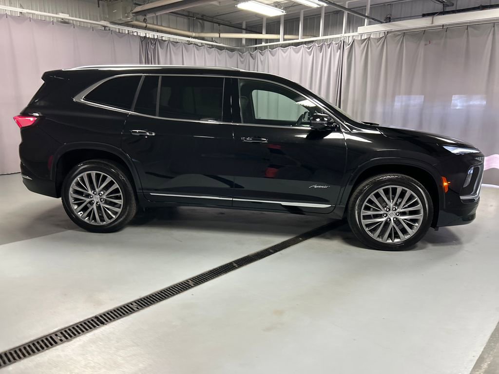 New 2026 Buick Enclave Avenir w/ Super Cruise Package image 8