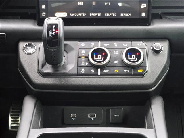 Certified 2023 Land Rover Defender 110 V8 image 11