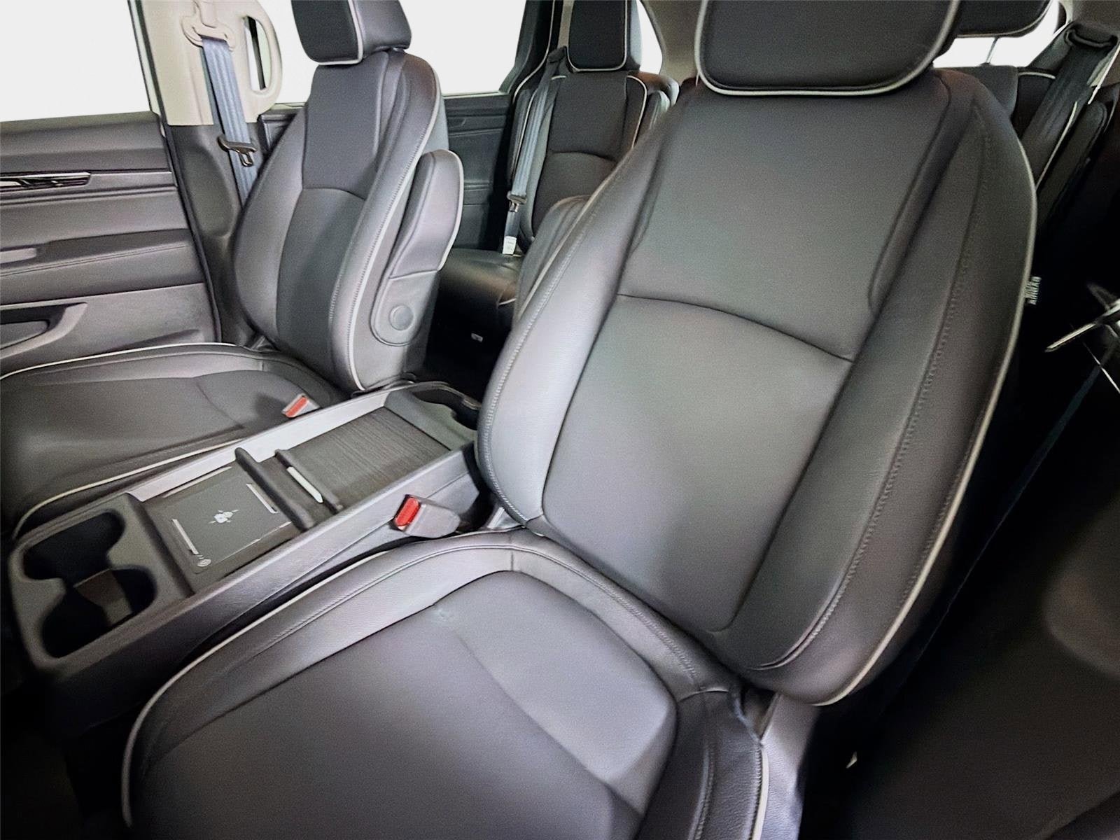 Used 2026 Honda Odyssey Touring image 12