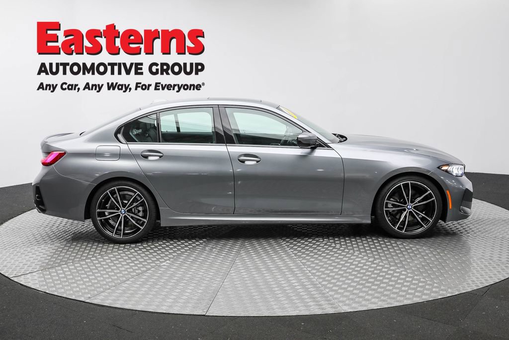 Used 2023 BMW 330i Sedan w/ M Sport Package RWD image 4