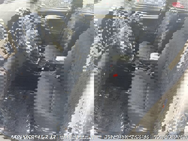 Used 2010 Toyota Matrix S image 20