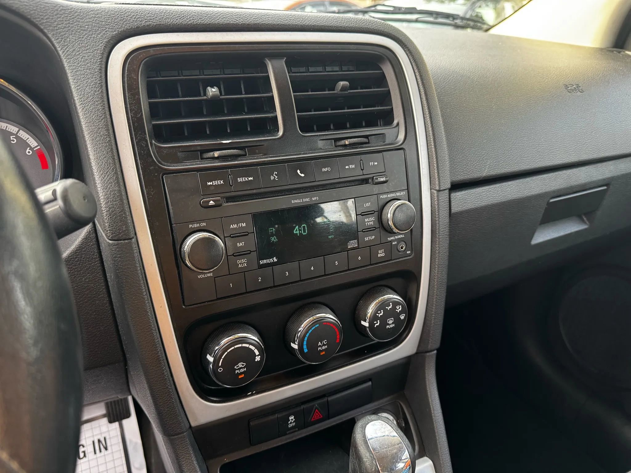 Used 2011 Dodge Caliber Mainstreet image 17