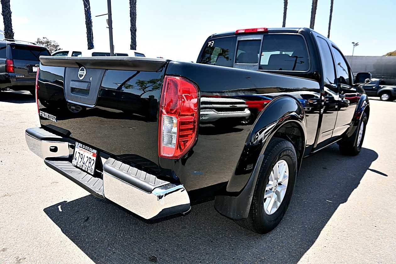 Used 2017 Nissan Frontier SV RWD image 8