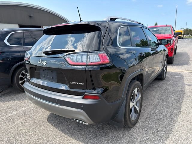 Used 2021 Jeep Cherokee Limited w/ Mopar Interior Package AWD/4WD image 9