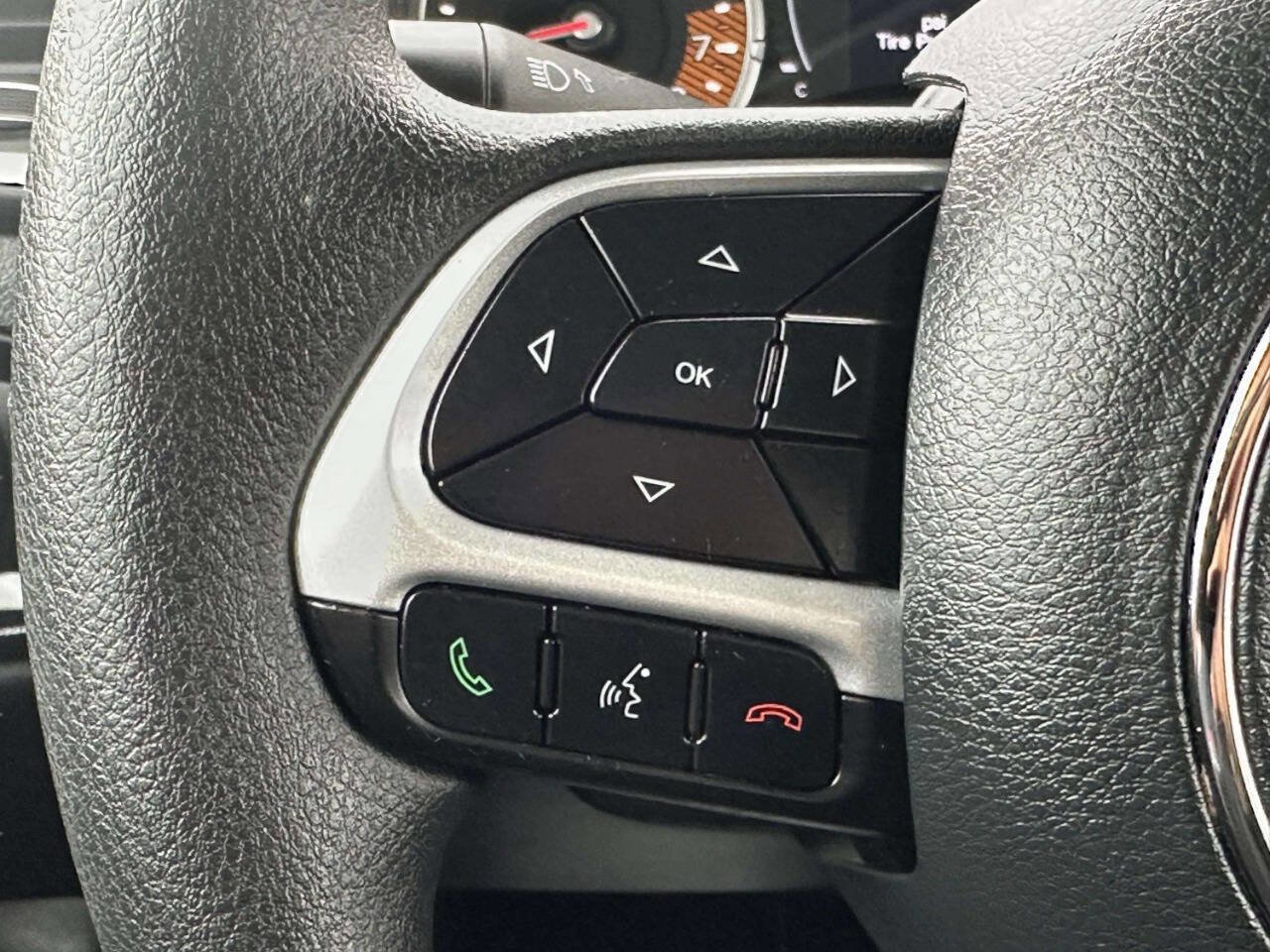 Used 2020 Jeep Renegade Sport w/ Sport Appearance Group AWD/4WD image 27