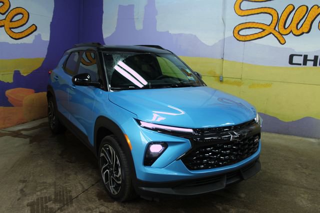 Used 2025 Chevrolet TrailBlazer RS w/ Convenience Package image 2