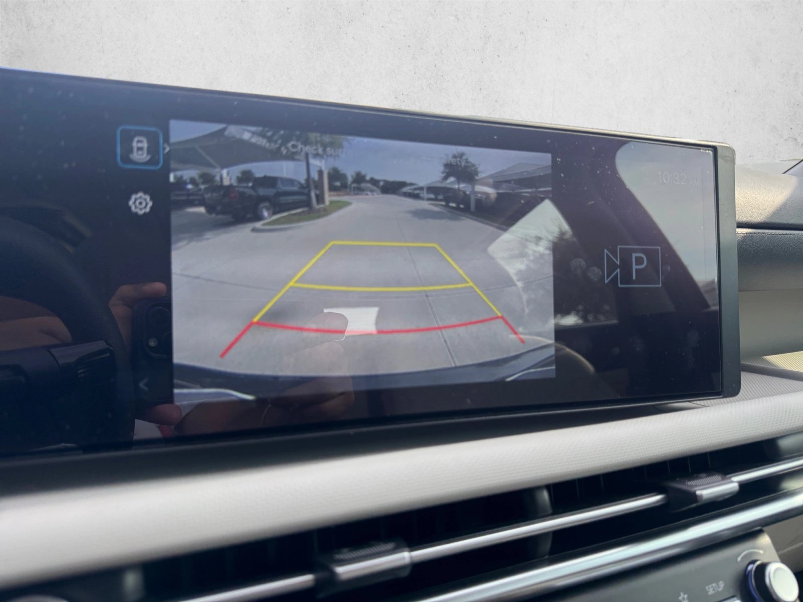 Used 2025 Hyundai Tucson SE FWD image 17