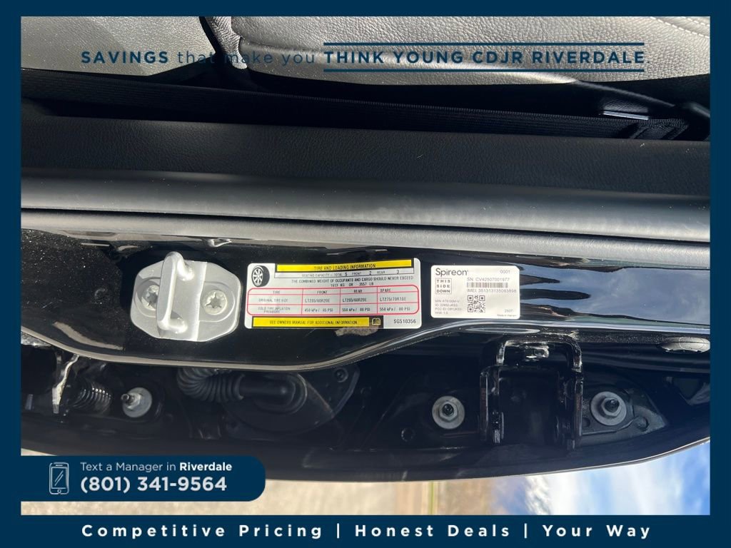 Used 2025 RAM 3500 Limited image 25