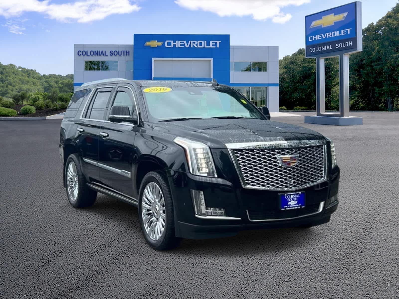 Used 2019 Cadillac Escalade Platinum AWD/4WD image 8