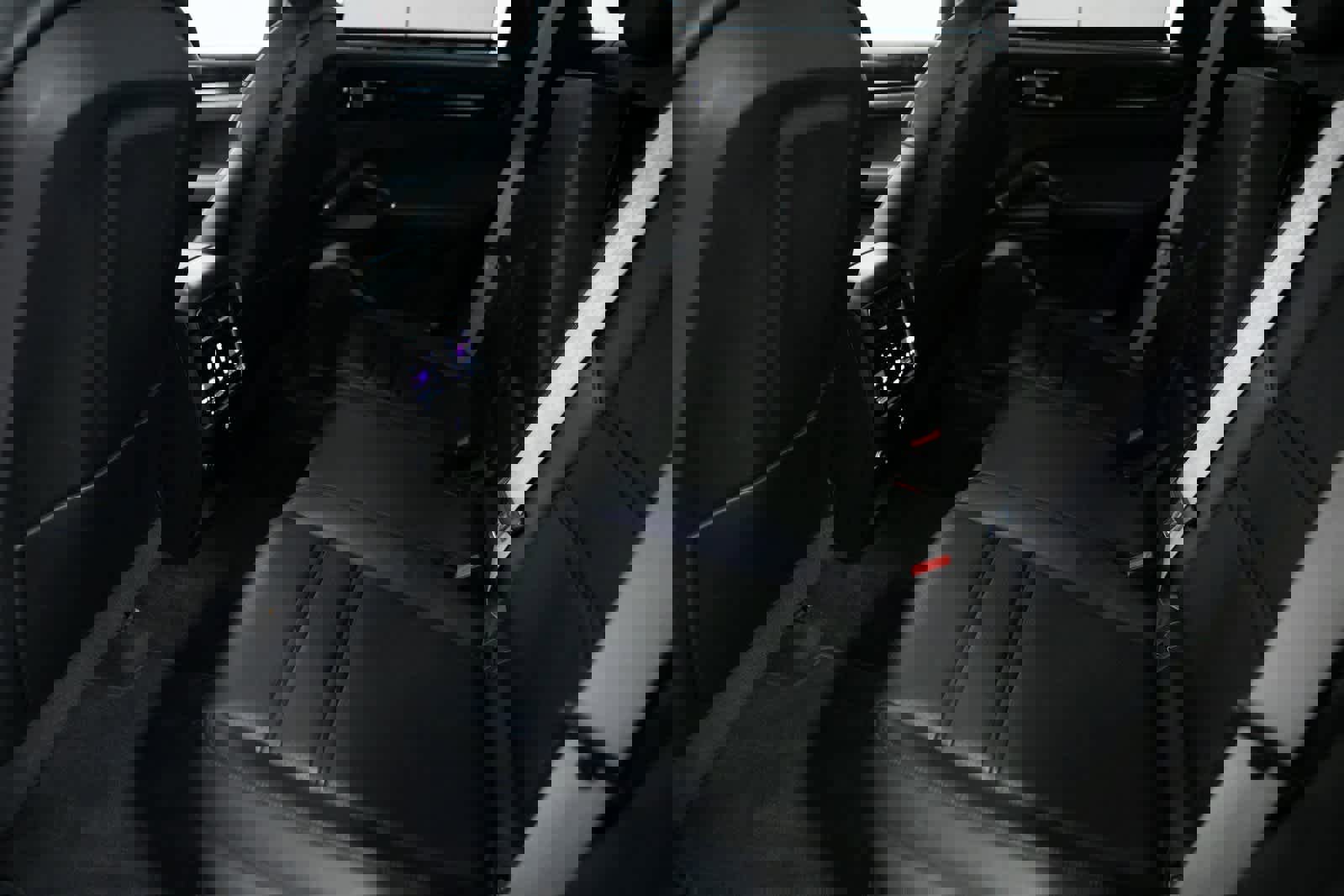 Certified 2023 Porsche Cayenne S Platinum image 26